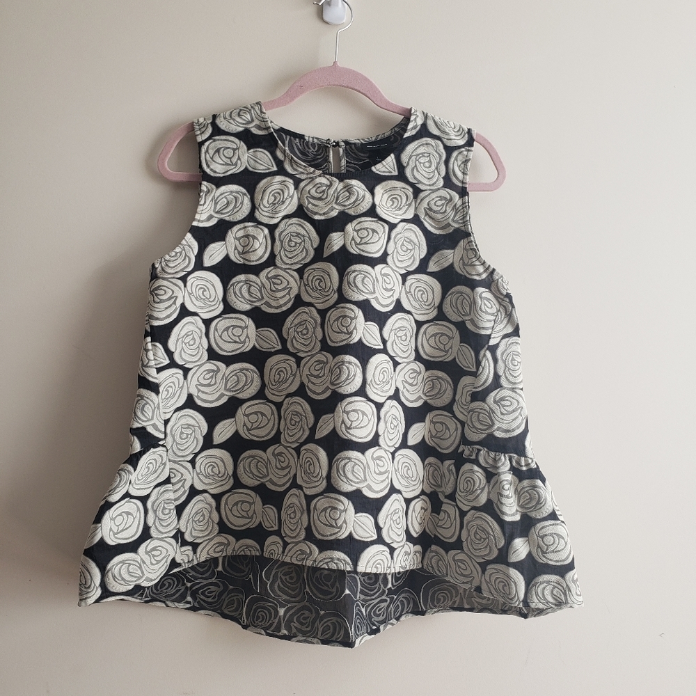 Sleeveless Blouse